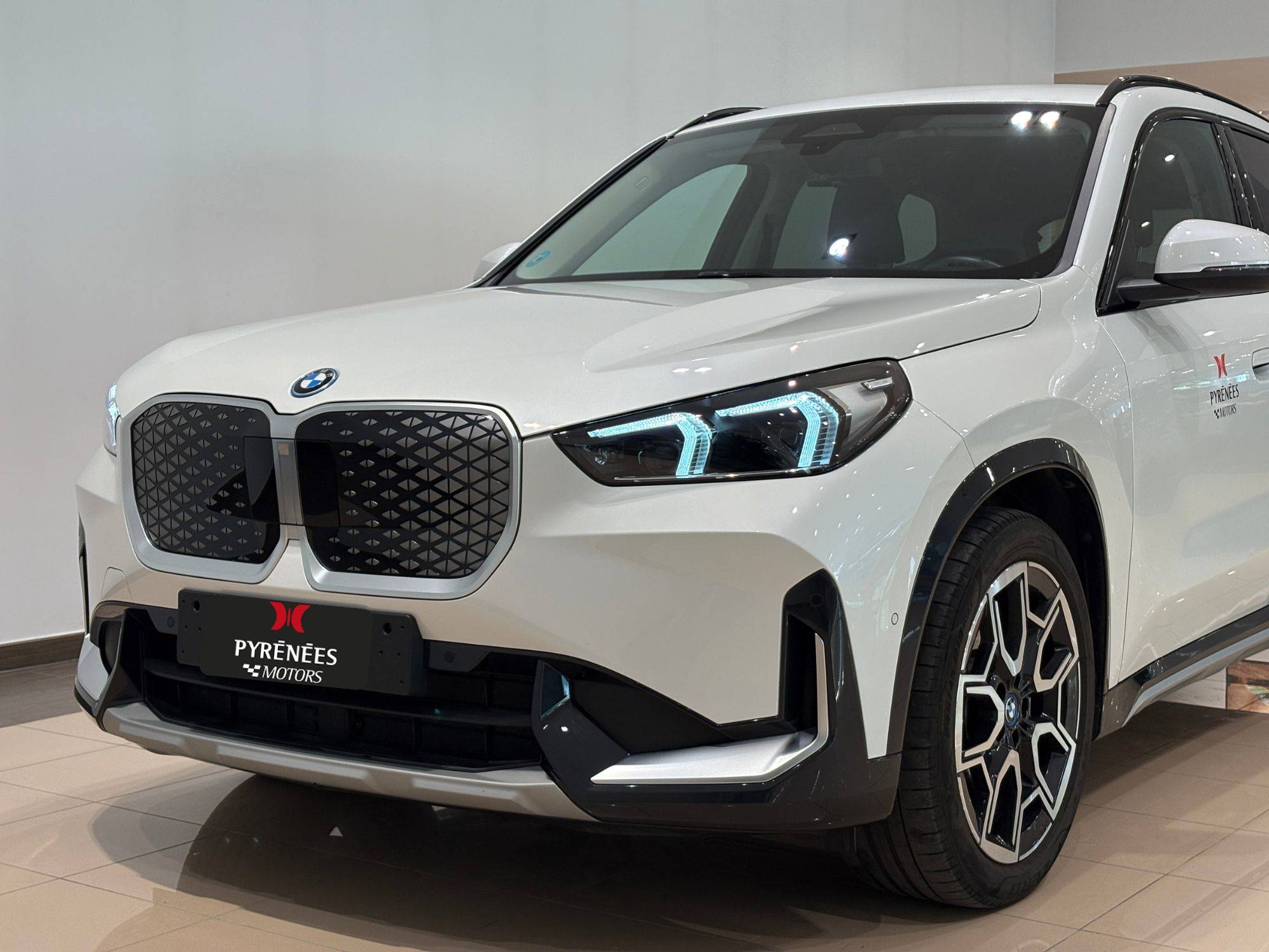 BMW iX1 xDrive30