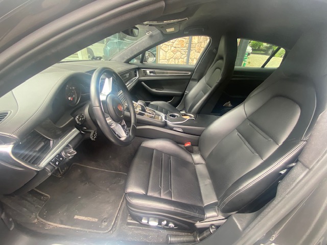 PORSCHE PANAMERA TURBO