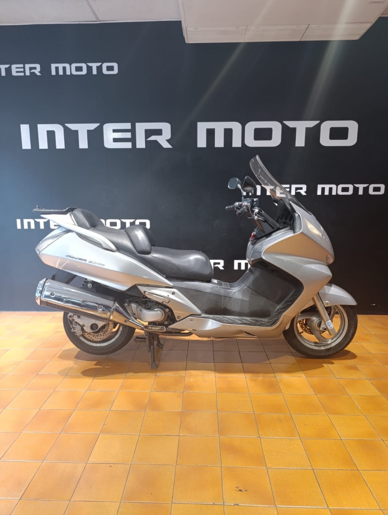 HONDA SILVER WING 600