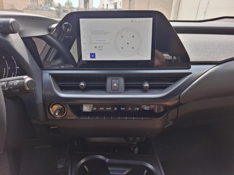 LEXUS UX300H PLUS 2RM 199CV