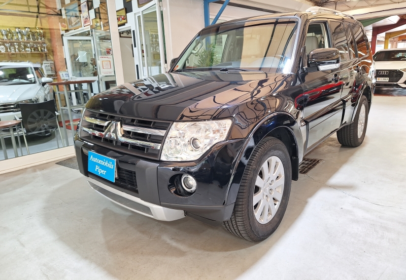 MITSUBISHI MONTERO 3.2 DID KAITEKI AUTO. 7 SEATS 170 HP