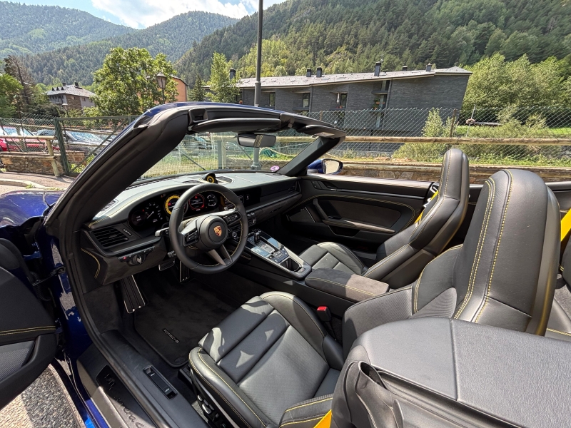 PORSCHE CARRERA 4 GTS Cabrio 992.1