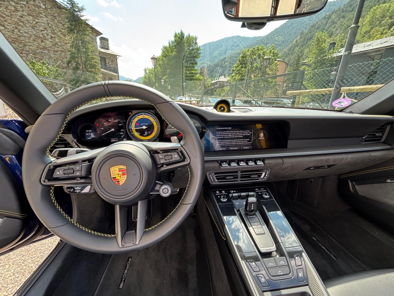 PORSCHE CARRERA 4 GTS Cabrio 992.1