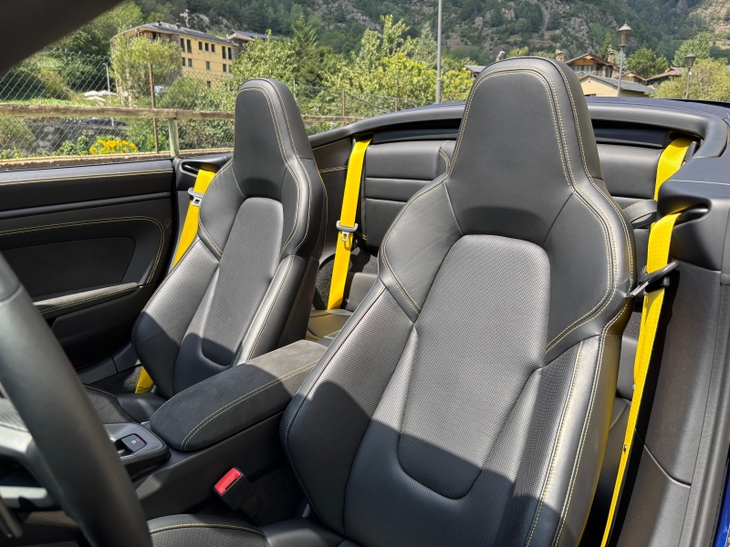 PORSCHE CARRERA 4 GTS Cabrio 992.1