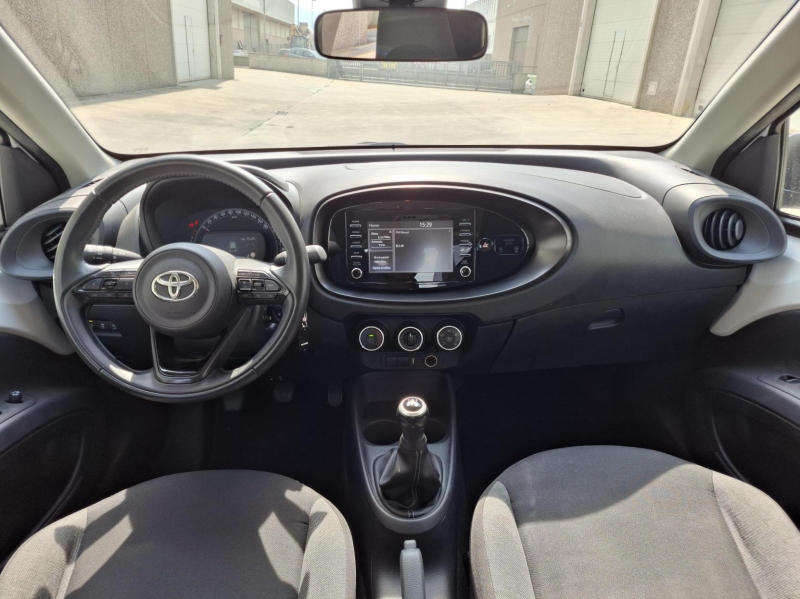 TOYOTA AYGO X PLAY 72CV