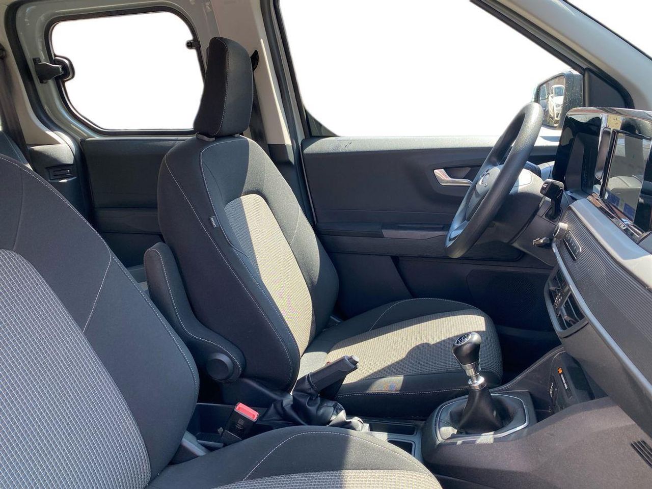 Ford Tourneo Courier 1.0 Ecoboost 92kW (125CV) Active
