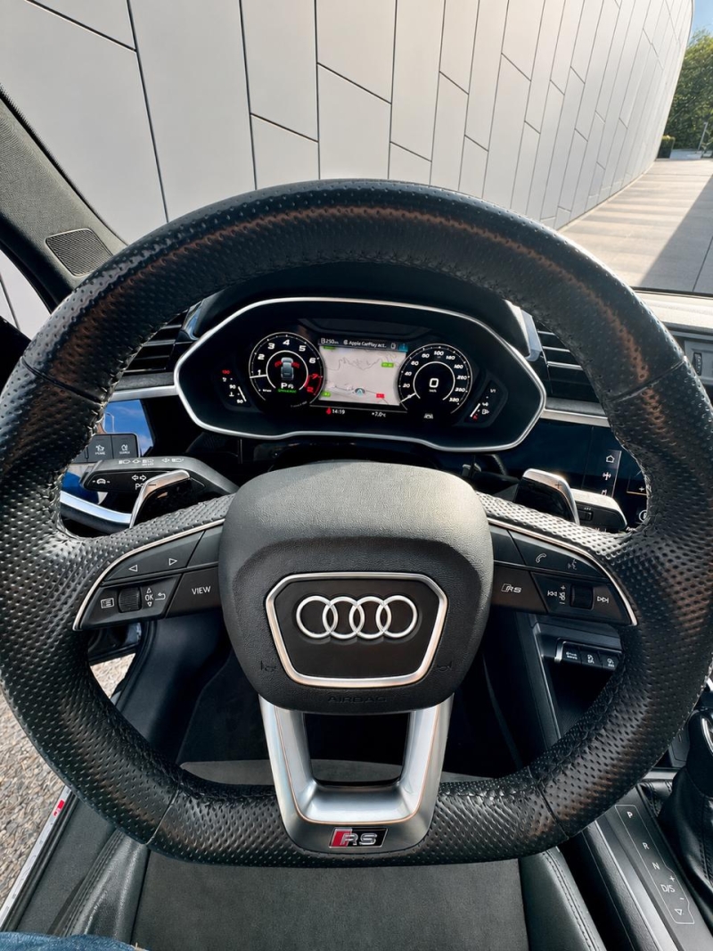 Audi rsq3