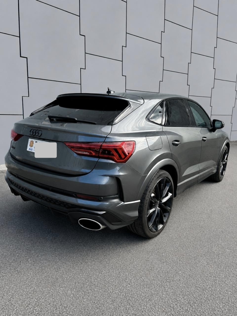 Audi rsq3