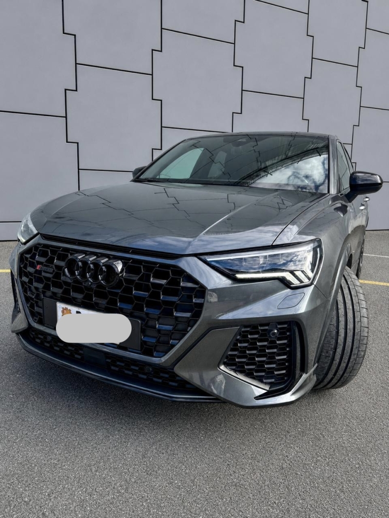 Audi rsq3