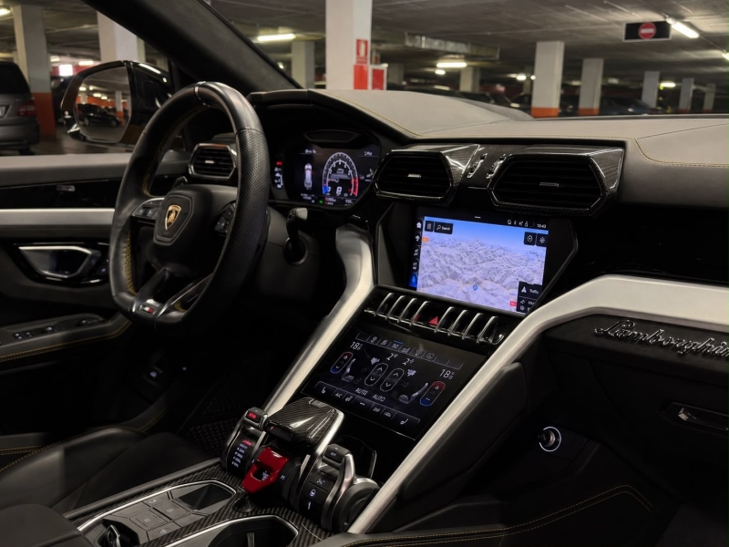Lamborghini Urus 650cv